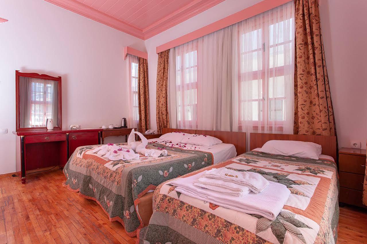 Afflon Old Marin Otel 2*